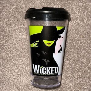 New Lika Cup from “Wicked”!